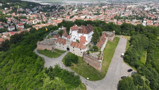 Municipalitatea a lansat procedura de achiziție pentru realizarea de reparații și întreținere la Cetățuia de pe Dealul Straja