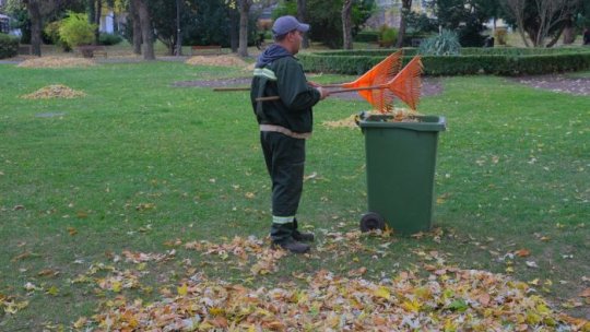 A început Luna curățeniei de toamnă. 52 de zone pentru depozitarea deșeurilor voluminoase