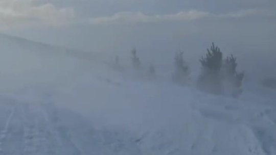Transfăgărăşan şi Transalpina rămân închise