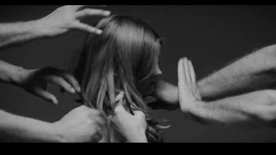 Un tânăr de 17 ani, acuzat de viol, a fost arestat preventiv la Brașov