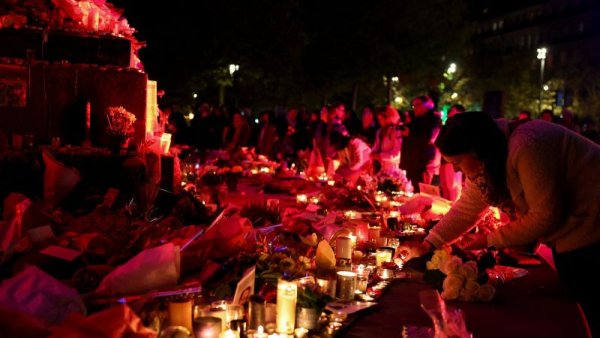 Franţa marchează 10 ani de la cele mai sângeroase atacuri teroriste din istoria ţării