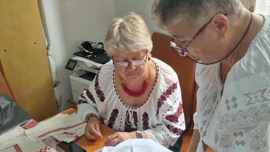 "Șezătoarea dintre cărți", la Biblioteca Județeană