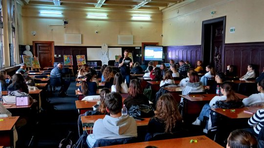 Întâlnire CNSAS - elevi la Biblioteca Județeană George Barițiu