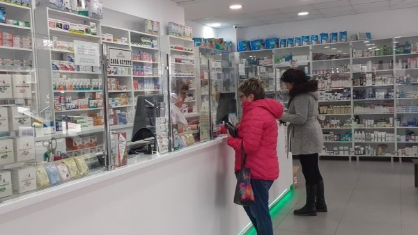 Farmacii deschise non-stop de sărbători