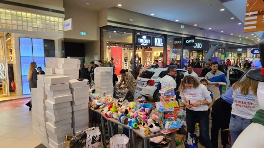 Polițiștii brașoveni, "în misiune cu Moș Crăciun" și anul acesta FOTO