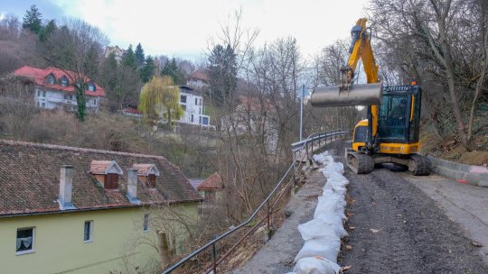 Lucrări de consolidare pe strada Cibinului!