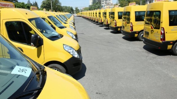 Parchetul European sesizat privind achiziţia microbuzelor electrice pentru elevi