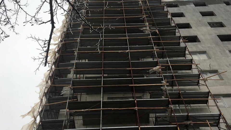 Brașovenii, chemați să spună dacă vor bloc nou pe strada Jepilor