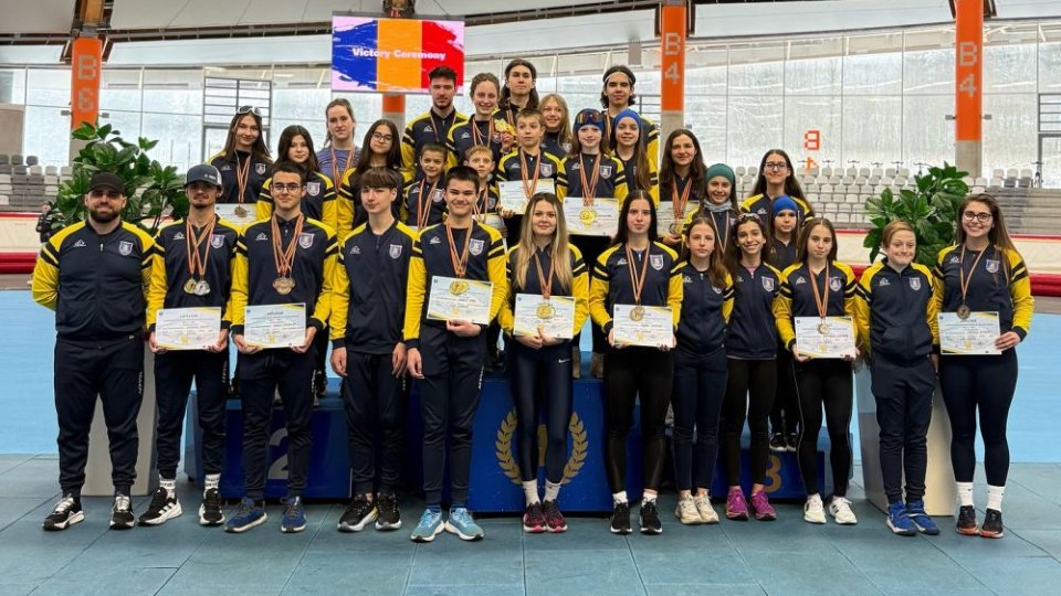 56 de medalii pentru patinatorii de viteză de la Corona Brașov