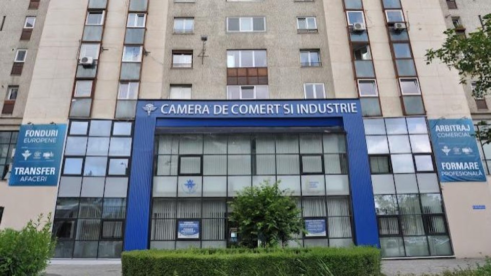 Formare profesională pentru peste 600 de angajați din Brașov și Prahova