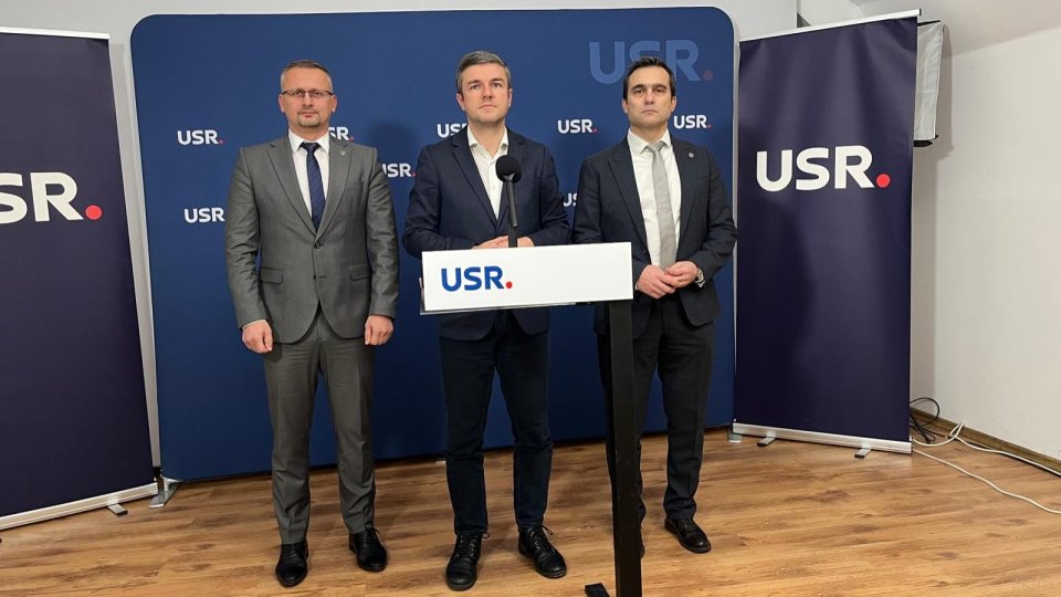 Au sesizat Prefectura şi Ministerul Dezvoltării după ce nu li s-a permis să ia cuvântul în ședința Consiliului Județean