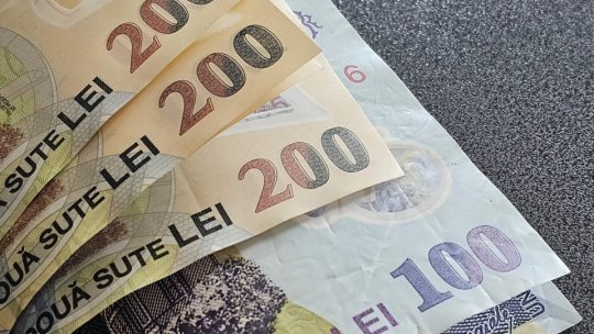 Banii făcuți cadou membrilor de familie nu se vor impozita