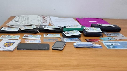 Lucrurile uitate în autobuze le găsiți pe Facebook-ul RATBV