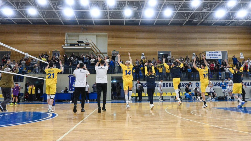Volei masculin. Corona Brașov, la un pas de finală