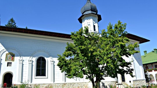 JURNAL DE CĂLĂTORIE. Mănăstirea a cărei biserică a fost pictată de unul dintre cei mai cunoscuți pictori români, Nicu Zugravu