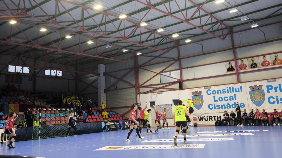 Handbal: Victorie la Cisnădie pentru Corona Braşov
