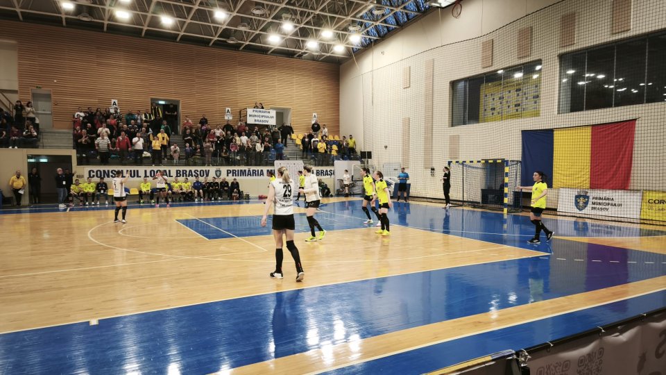 Handbal: Victorie în Liga Florilor pentru Corona Brașov