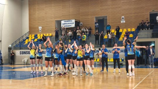 Volei: Corona Brașov s-a calificat în semifinalele Diviziei A1