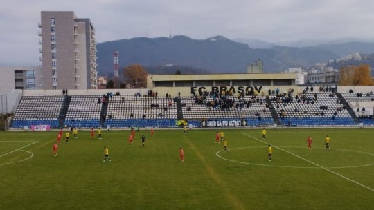 Fotbal: SR Brașov - CSO Plopeni, vineri seara, pe Stadionul Tineretului