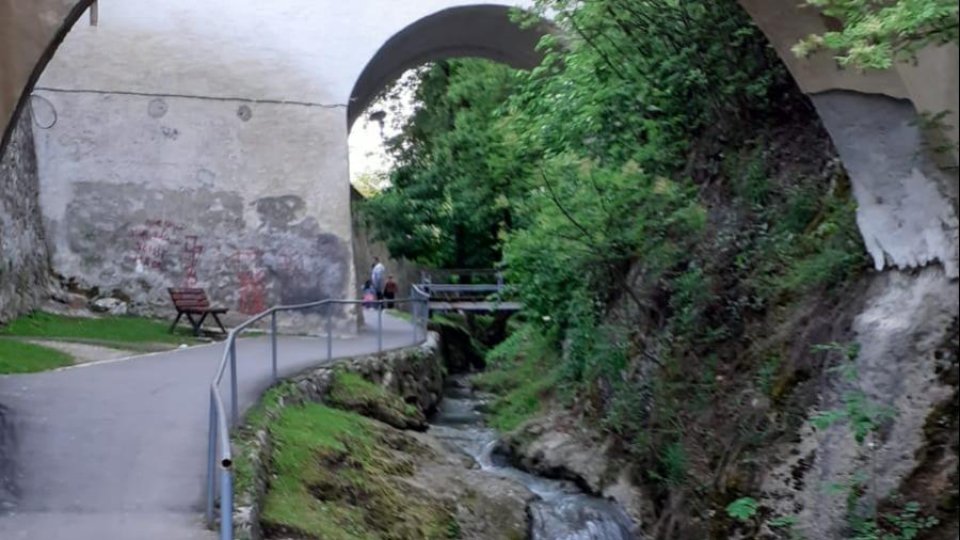 Istorie la pas, prin Brașov - După Ziduri