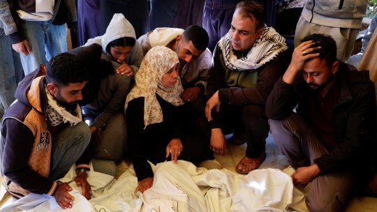 Bombardamente în Gaza