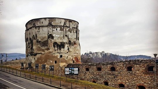 Bastionul Postăvarilor ar putea fi reabilitat cu fonduri nerambursabile