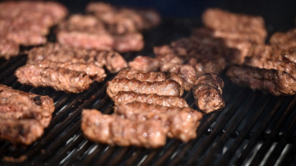 Avertismentele nutriționiștilor pentru masa de 1 Mai