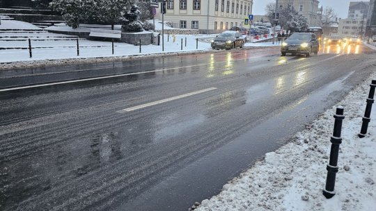 De duminică revin frigul şi ninsoarea în toată ţara