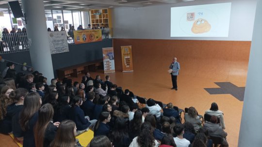 Colegiul Național „Dr. Ioan Meșotă” are propriul post de radio