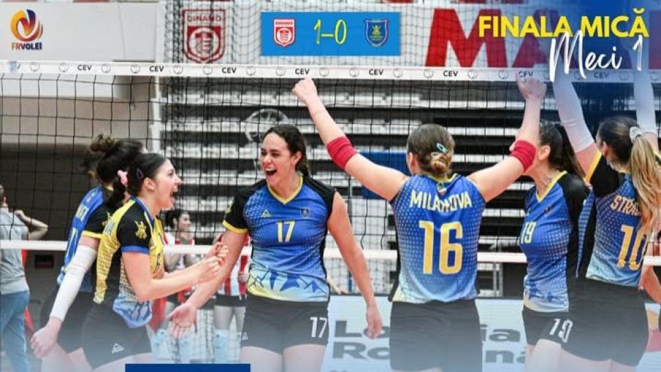 Volei: Corona a pierdut primul meci al finalei mici