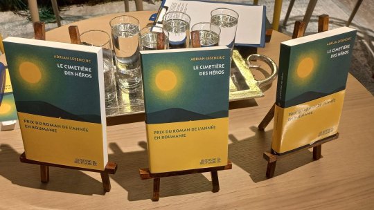 Volumul “Cimitirul Eroilor”, lansat în franceză
