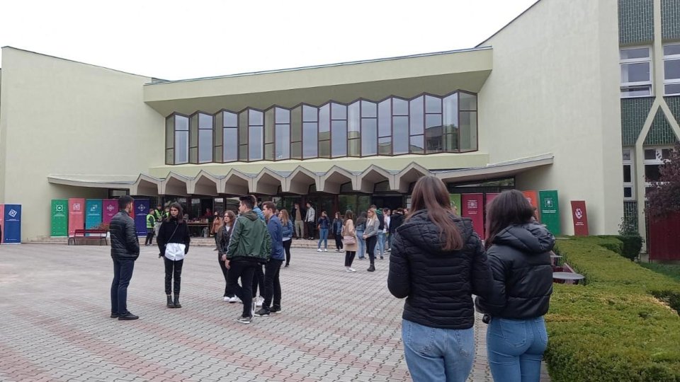 Tinerii brașoveni, încrezători în președintele ales