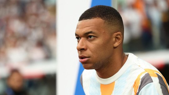 FOTBAL: Mbappe își trece în palmares trofeul Gheata de Aur