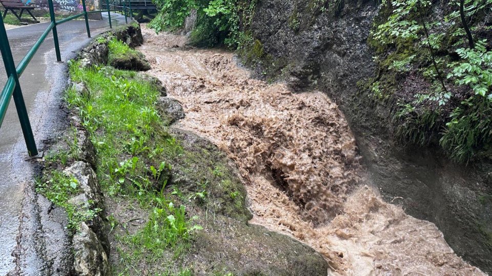 Tot mai multe localități din județ, afectate de inundații