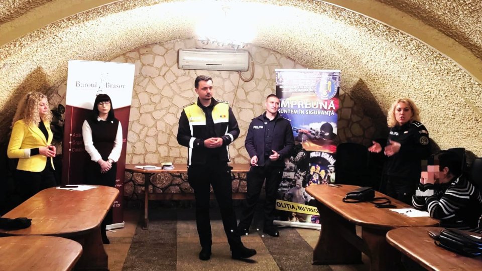 Săptămâna prevenirii criminalității - polițiștii au ajuns în școlile din Brașov