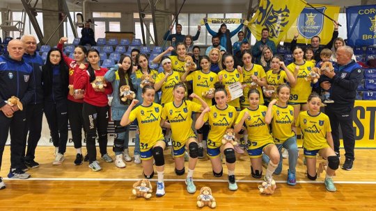 Handbal feminin: Corona Brașov, locul 4 la junioare 3