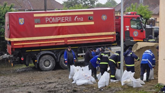 Intervenții în desfășurare în județul Brașov din cauza inundațiilor