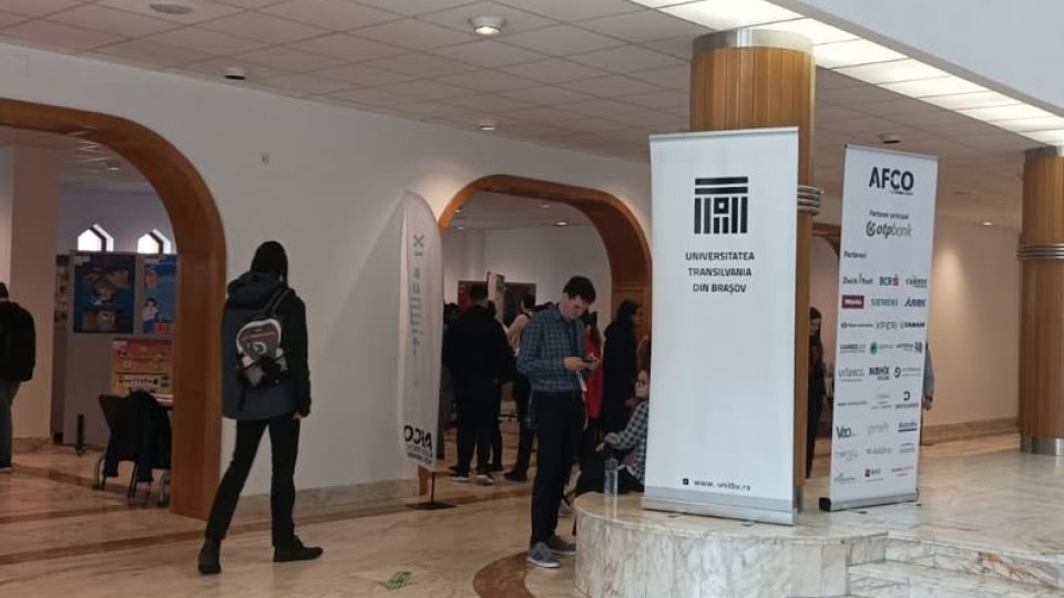 „Absolvenți în fața companiilor”, pe 13 mai, la Aula Universității Transilvania
