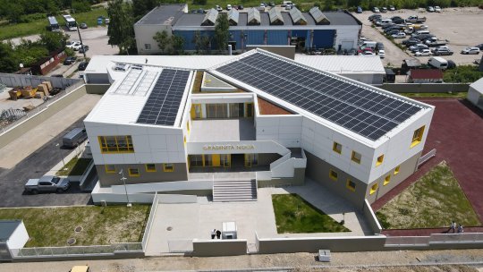 Grădiniță modernă, cu energie proprie, în Noua