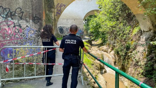 Accesul pietonal pe Aleea de După Ziduri este restricționat până la ora 16.00