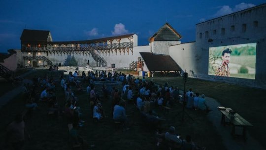 La Feldioara începe Festivalul „FilmeDar, Filme-n dar, dar şi poveste”