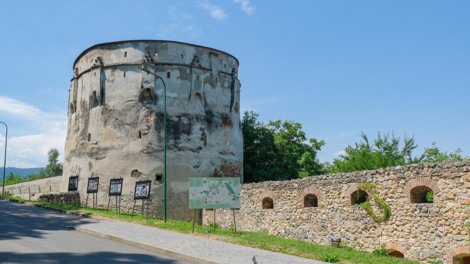 Bastionul Postăvarilor va intra în restaurare