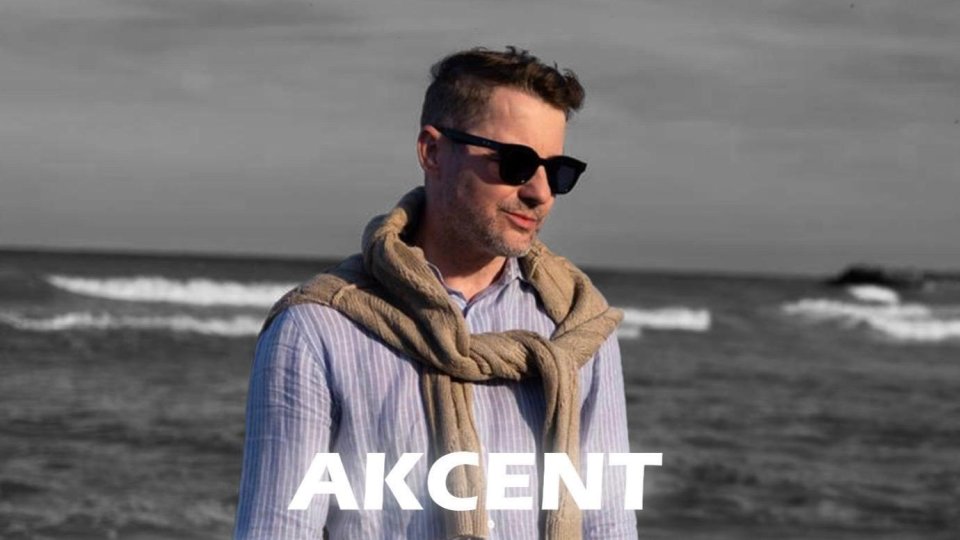 O artistă internațională revine în România pentru a lansa o piesă cu Akcent