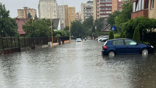 Echipele Companiei Apa sunt încă pe teren, după ploile torențiale ce au căzut în Brașov în aceste zile