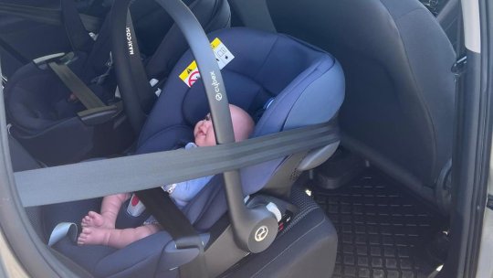 Scaunele auto pentru copii, esenţiale pentru siguranţa micuţilor
