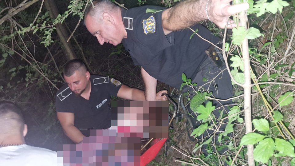 Bărbat salvat în toiul nopții de polițiștii brașoveni
