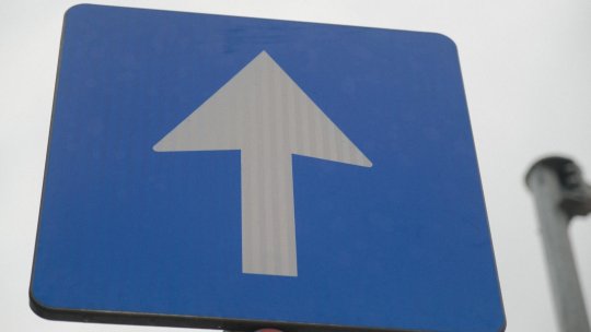 Sens unic pe strada Olteț