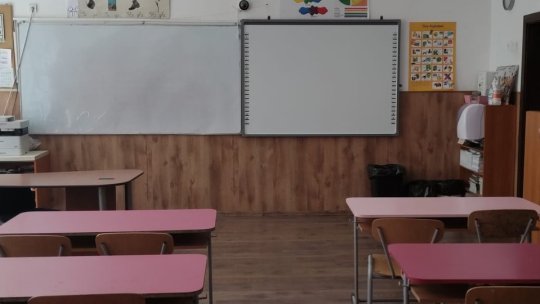 Ce va presupune reorganizarea rețelei școlare pentru dascălii brașoveni