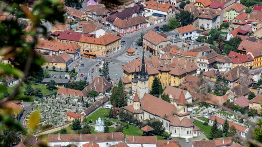 Se cere reluarea sesiunii de finanțare a proiectelor prin Ghidul cultural al Primăriei Brașov