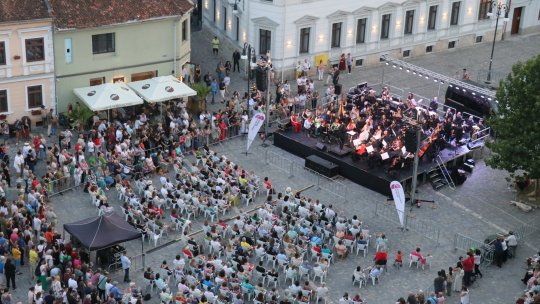 Muzica tinerilor răsună la Sala Patria și Piața Sf. Ioan